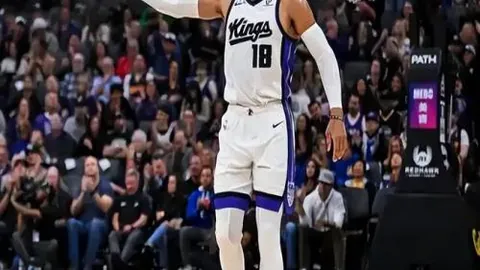 “奇才主场雄风再起，残阵雄鹿能否抵挡强攻？”